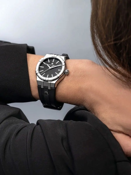 Maurice Lacroix AI1106-SS000-350-2